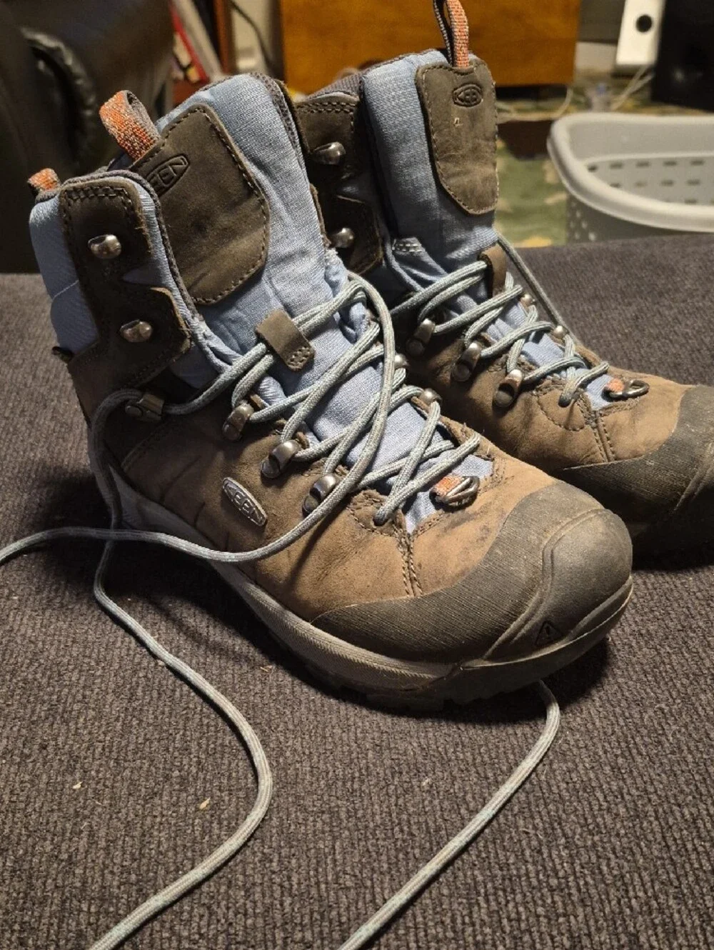 KEEN Brown and Blue Men's Waterproof Hiking Boots with Gray Laces